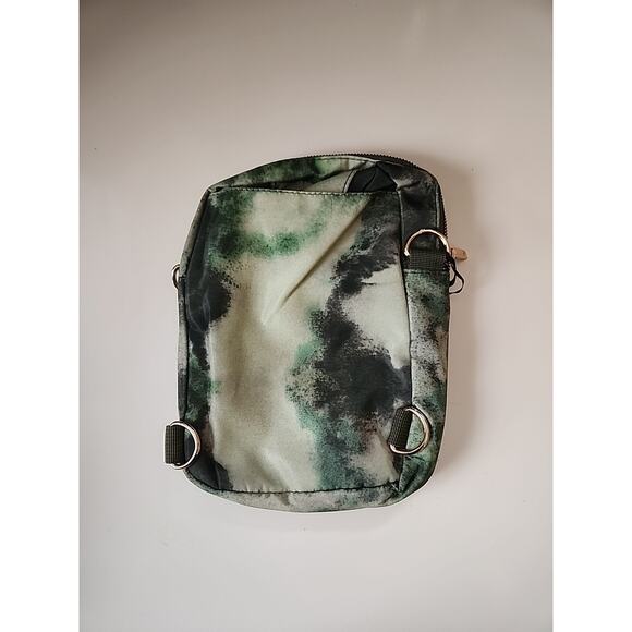 NWT Kedzie Roundtrip Convertible Sling/ Crossbody Purse With Strap. - Picture 3 of 4